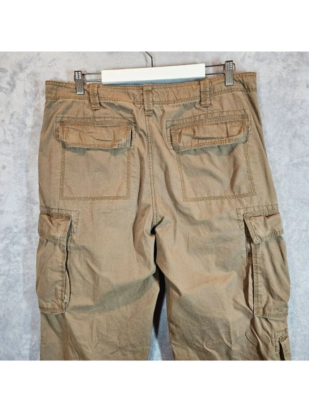 Eddie Bauer Mens 36x30 Khaki Cargo Pants Cotton Relaxed Fit Multi Pockets